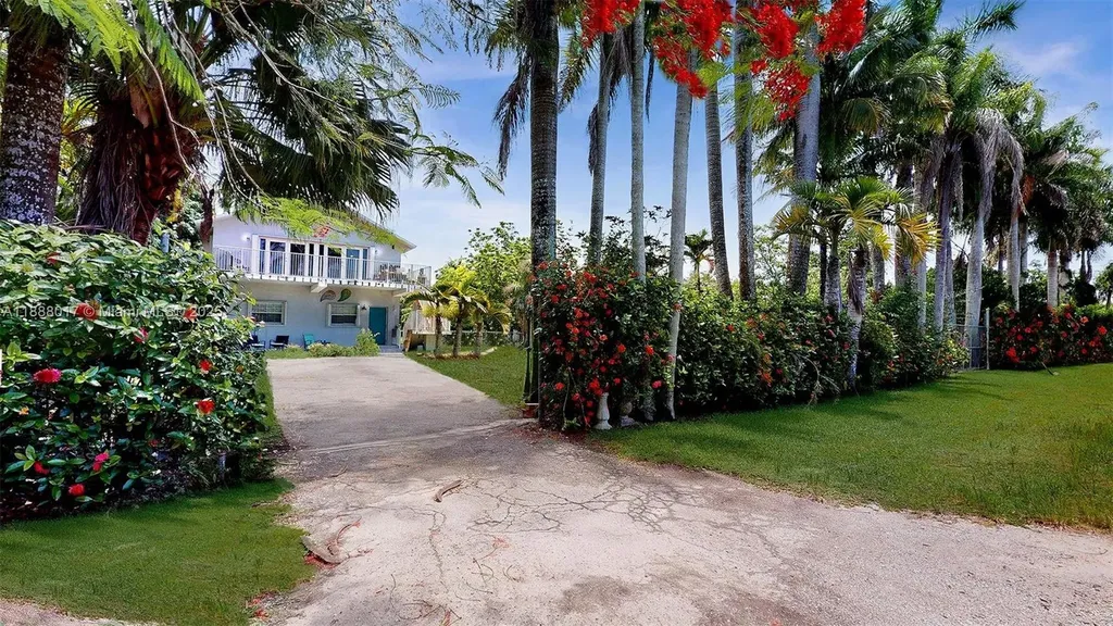 18475 SW 204th Street Miami FL 33187