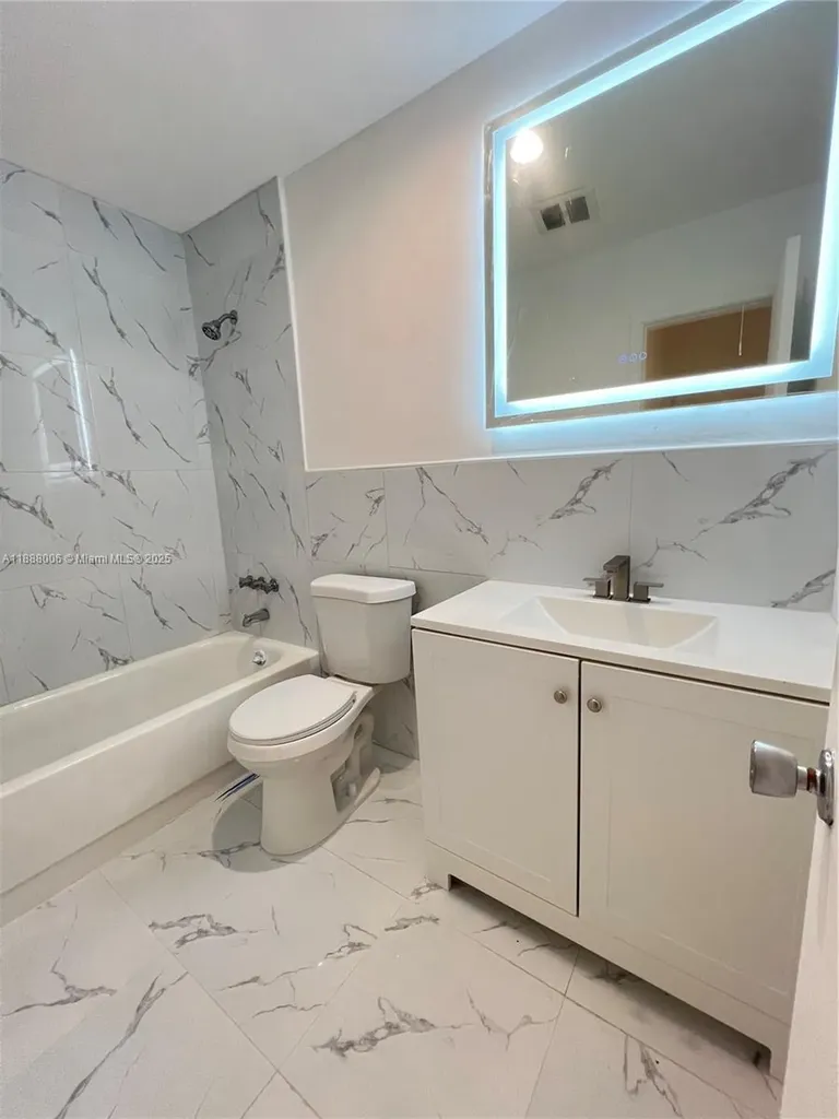 1821 NE 62nd Street Fort Lauderdale FL 33308