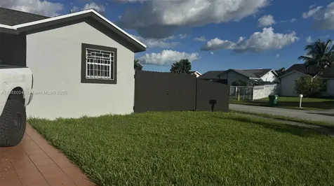 20923 SW 126th Court Miami FL 33177