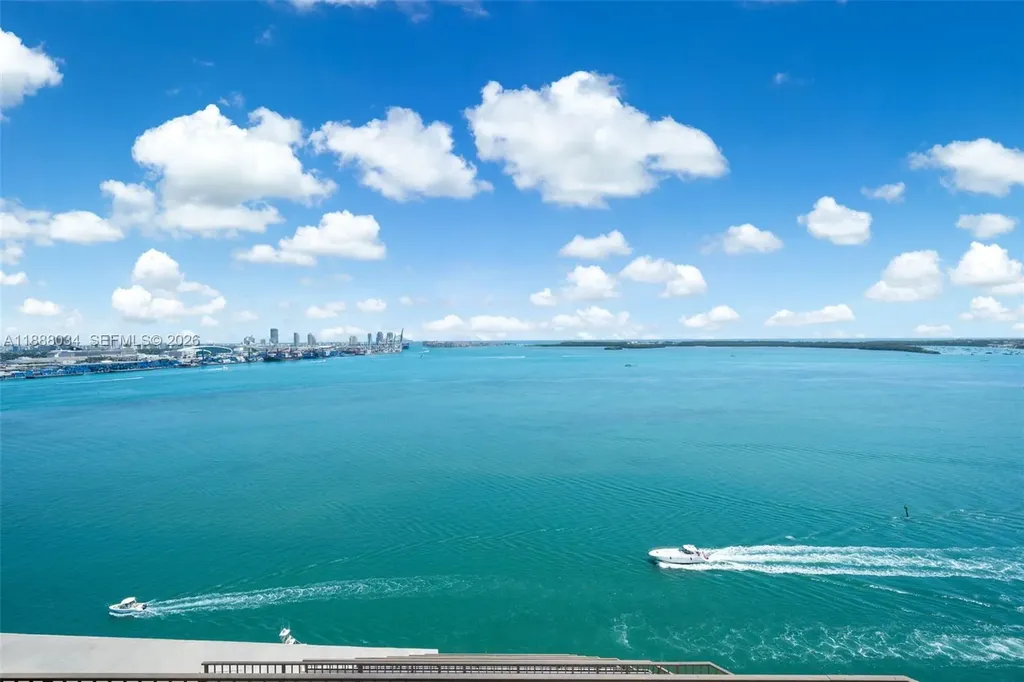 520 Brickell Key Drive Miami FL 33131
