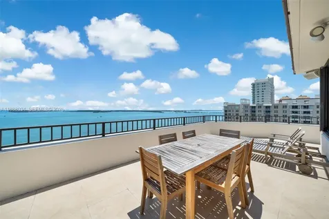 520 Brickell Key Drive Miami FL 33131