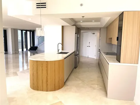 520 Brickell Key Drive Miami FL 33131