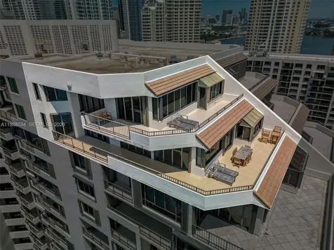 520 Brickell Key Drive Miami FL 33131