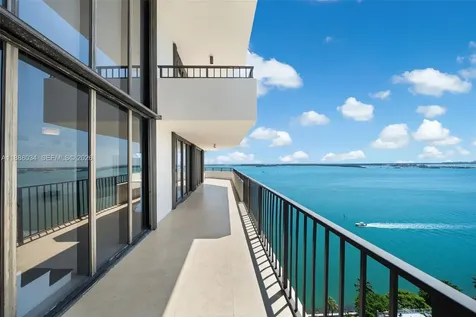 520 Brickell Key Drive Miami FL 33131