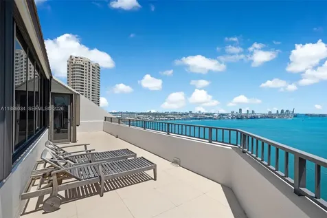 520 Brickell Key Drive Miami FL 33131