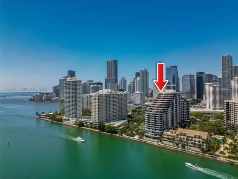 520 Brickell Key Drive Miami FL 33131