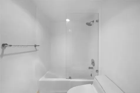 520 Brickell Key Drive Miami FL 33131