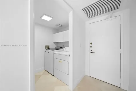 520 Brickell Key Drive Miami FL 33131