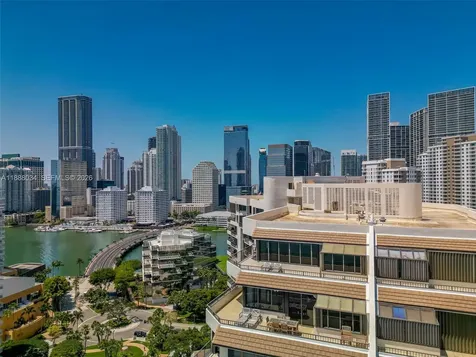 520 Brickell Key Drive Miami FL 33131