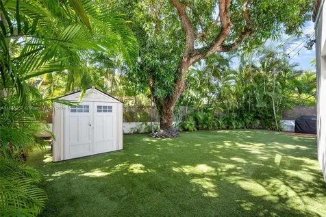 1020 SW 22nd Street Miami FL 33129