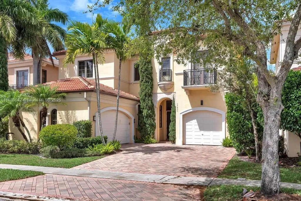 17931 Lake Azure Way Boca Raton FL 33496