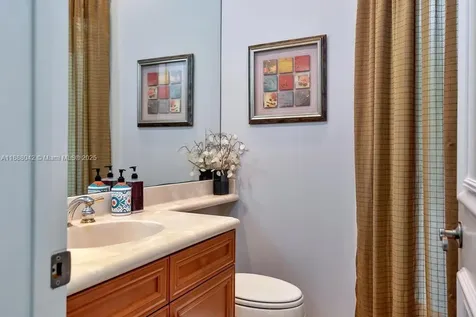 17931 Lake Azure Way Boca Raton FL 33496