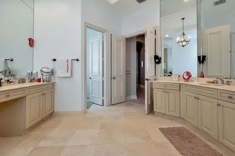 17931 Lake Azure Way Boca Raton FL 33496