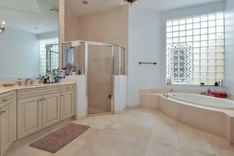 17931 Lake Azure Way Boca Raton FL 33496