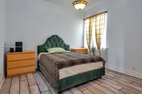 17931 Lake Azure Way Boca Raton FL 33496