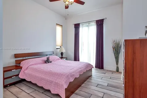 17931 Lake Azure Way Boca Raton FL 33496