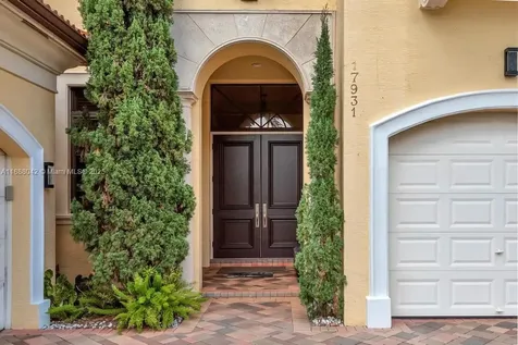 17931 Lake Azure Way Boca Raton FL 33496