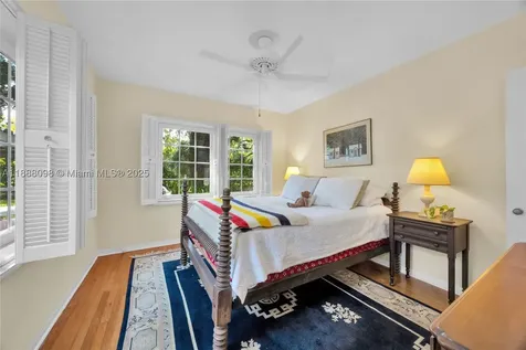 5925 SW 51st Street Miami FL 33155