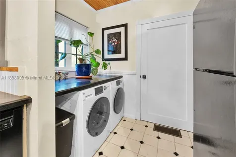 5925 SW 51st Street Miami FL 33155