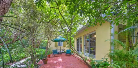 5925 SW 51st Street Miami FL 33155