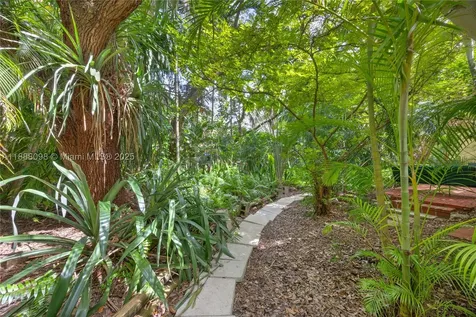5925 SW 51st Street Miami FL 33155