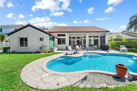 805 Lake Boulevard Weston FL 33326