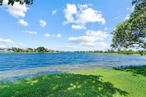 805 Lake Boulevard Weston FL 33326