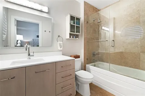 3739 Collins Avenue Miami Beach FL 33140