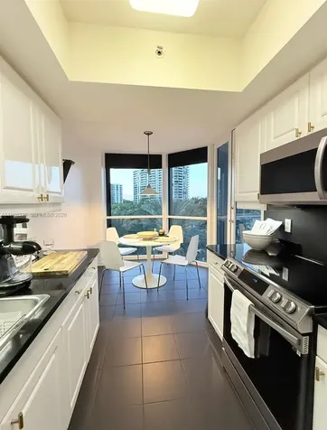 21055 Yacht Club Drive Aventura FL 33180