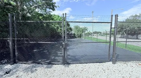 6050 N Miami Avenue Miami FL 33137