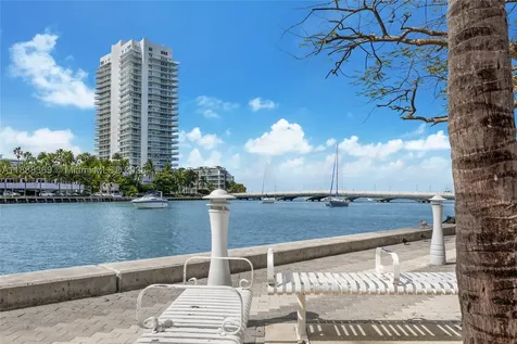1450 Lincoln Road Miami Beach FL 33139