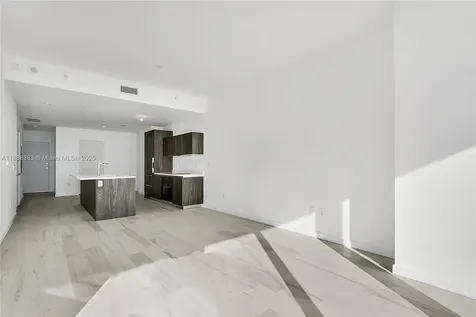 480 NE 31st Street Miami FL 33137