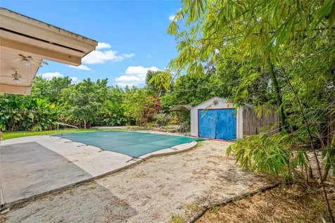 7862 SW 67th Avenue South Miami FL 33143