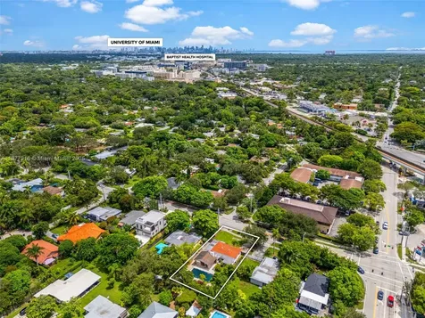 7862 SW 67th Avenue South Miami FL 33143