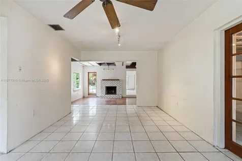 7862 SW 67th Avenue South Miami FL 33143
