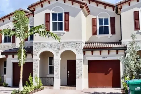 12517 NW 23rd Place Miami FL 33167