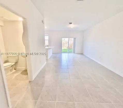 12517 NW 23rd Place Miami FL 33167