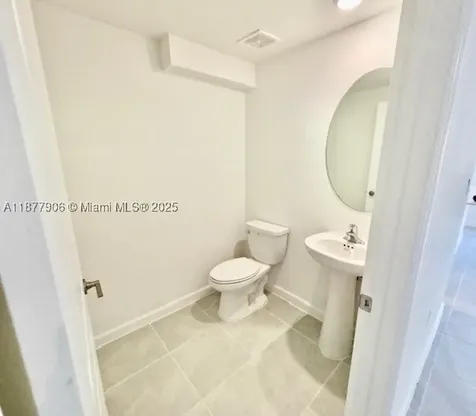 12517 NW 23rd Place Miami FL 33167