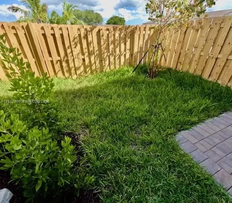 12517 NW 23rd Place Miami FL 33167