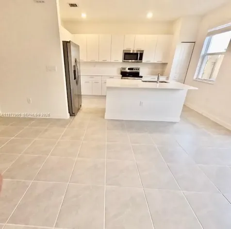12517 NW 23rd Place Miami FL 33167