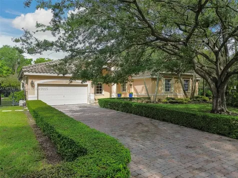 16002 SW 84th Court Palmetto Bay FL 33157