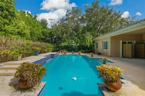 16002 SW 84th Court Palmetto Bay FL 33157