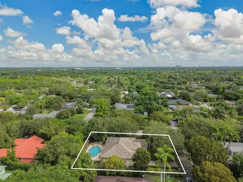 16002 SW 84th Court Palmetto Bay FL 33157