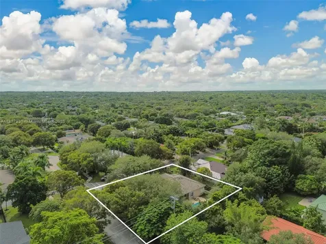 16002 SW 84th Court Palmetto Bay FL 33157