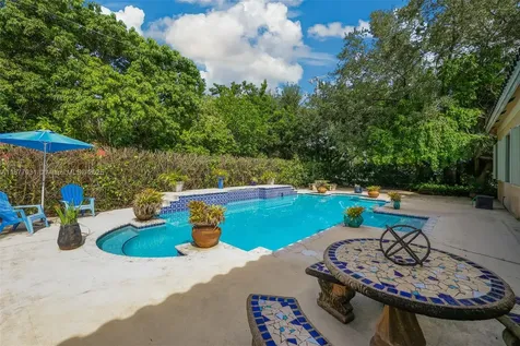 16002 SW 84th Court Palmetto Bay FL 33157