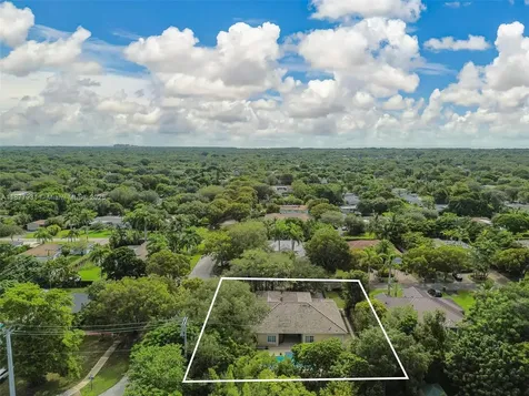 16002 SW 84th Court Palmetto Bay FL 33157