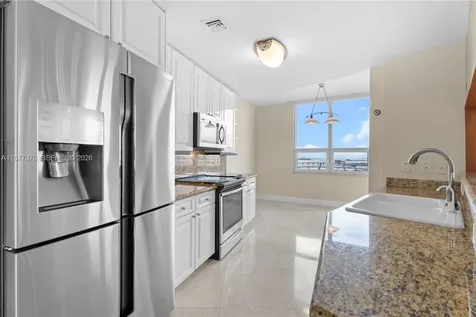 848 Brickell Key Drive Miami FL 33131