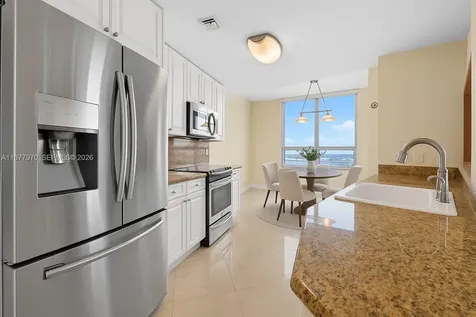 848 Brickell Key Drive Miami FL 33131