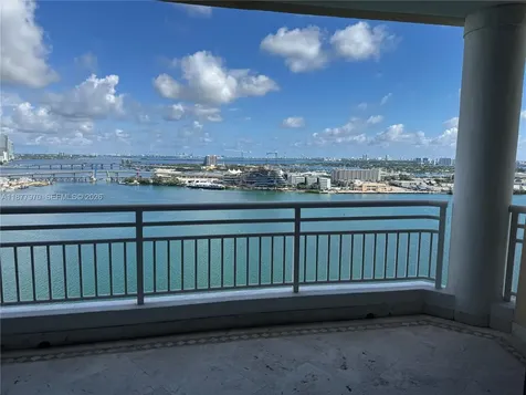 848 Brickell Key Drive Miami FL 33131