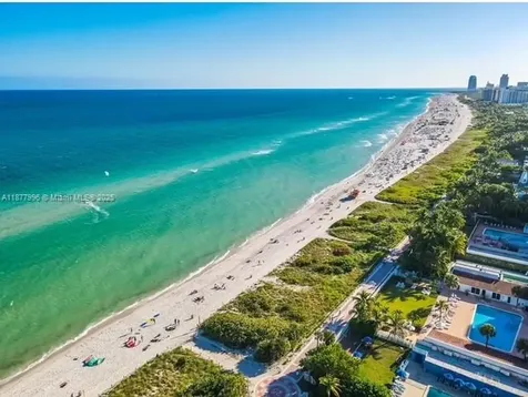 2555 Collins Avenue Miami Beach FL 33140